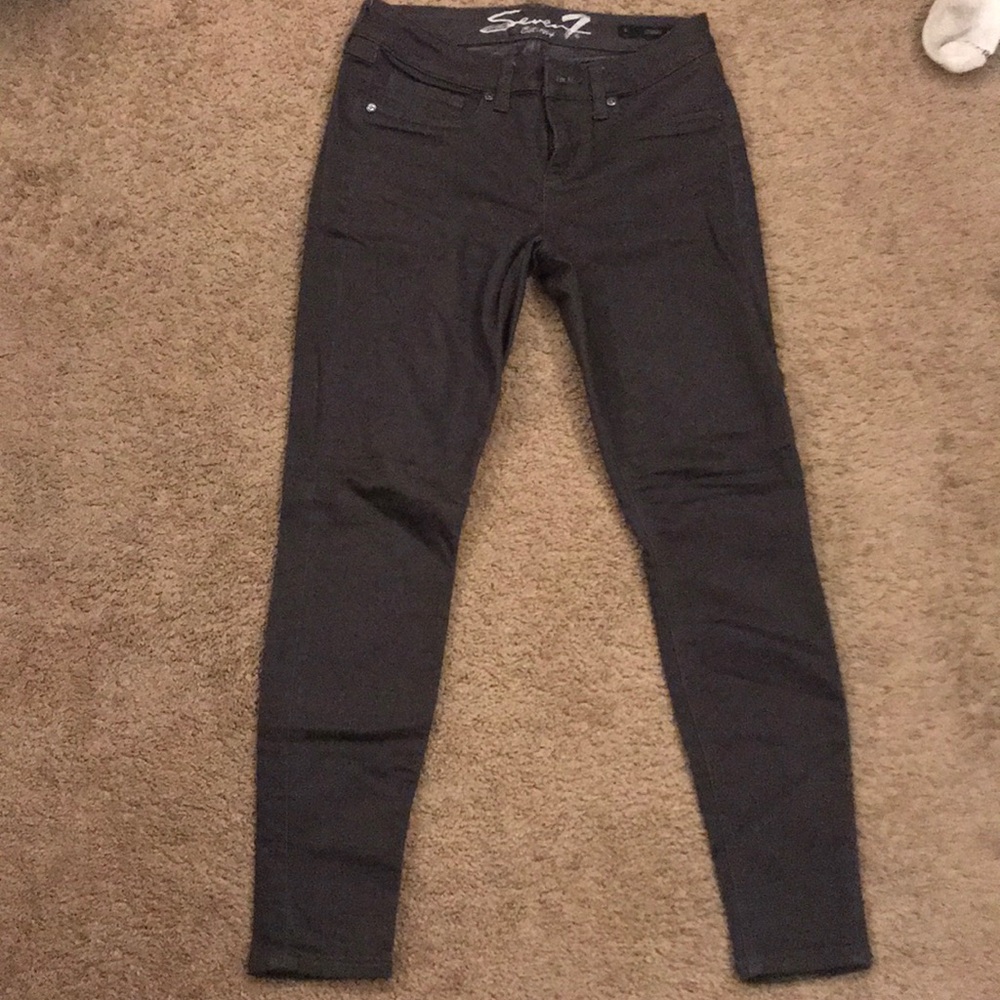 Brand Seven7 very nice jeans.